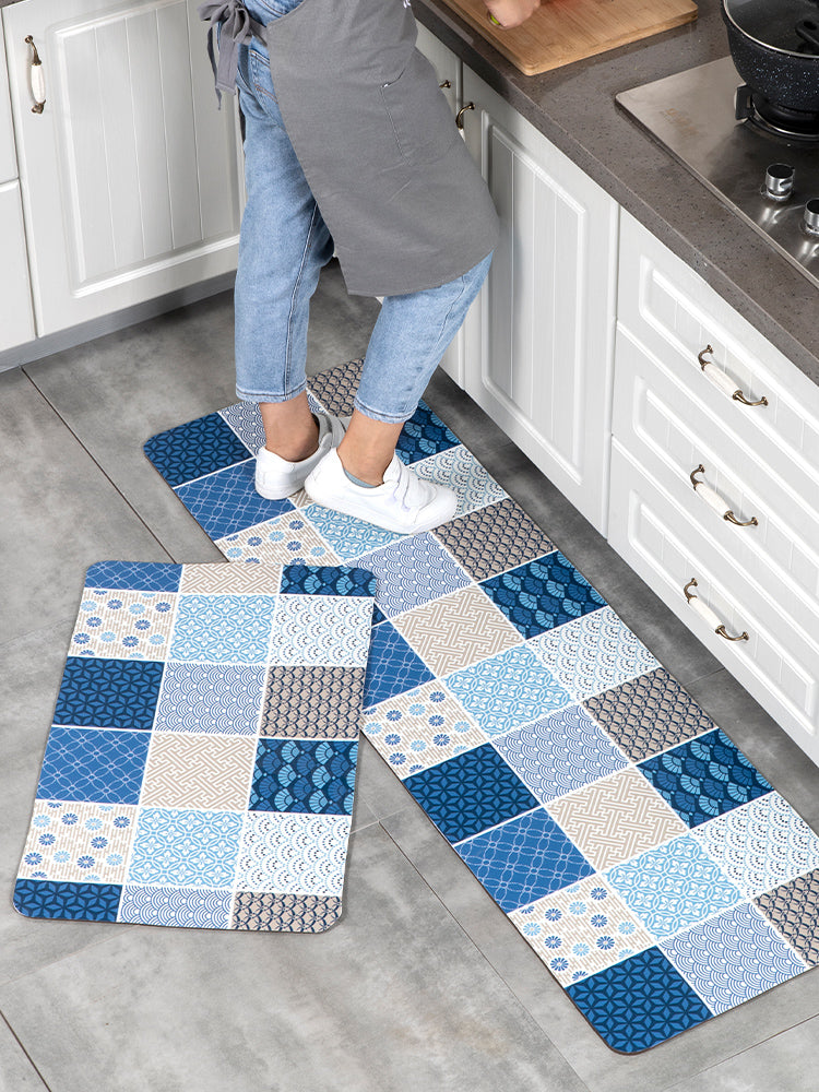 The kitchen floor MATS